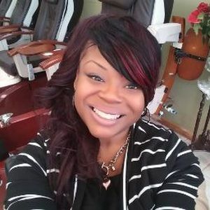 Meet your Posher, Ebony